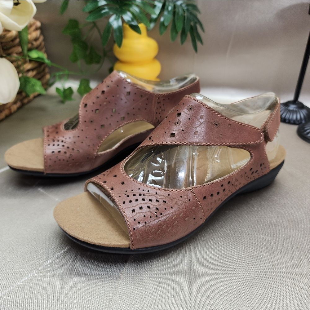 NIB ROMIKA SANDALS - Picture 6 of 11